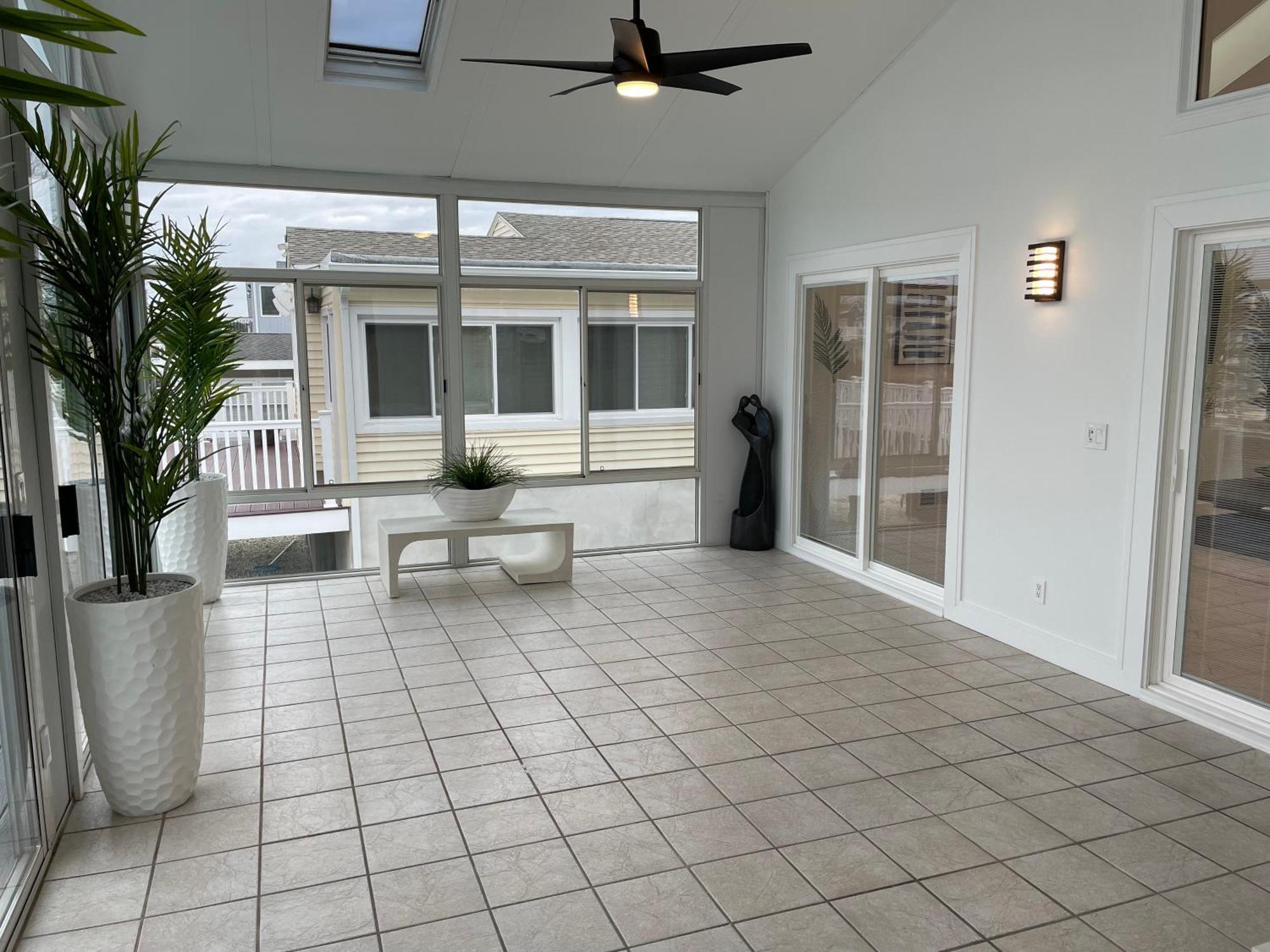 Waterfront Home In Brick With Swimming Pool Access Shore Acres ภายนอก รูปภาพ